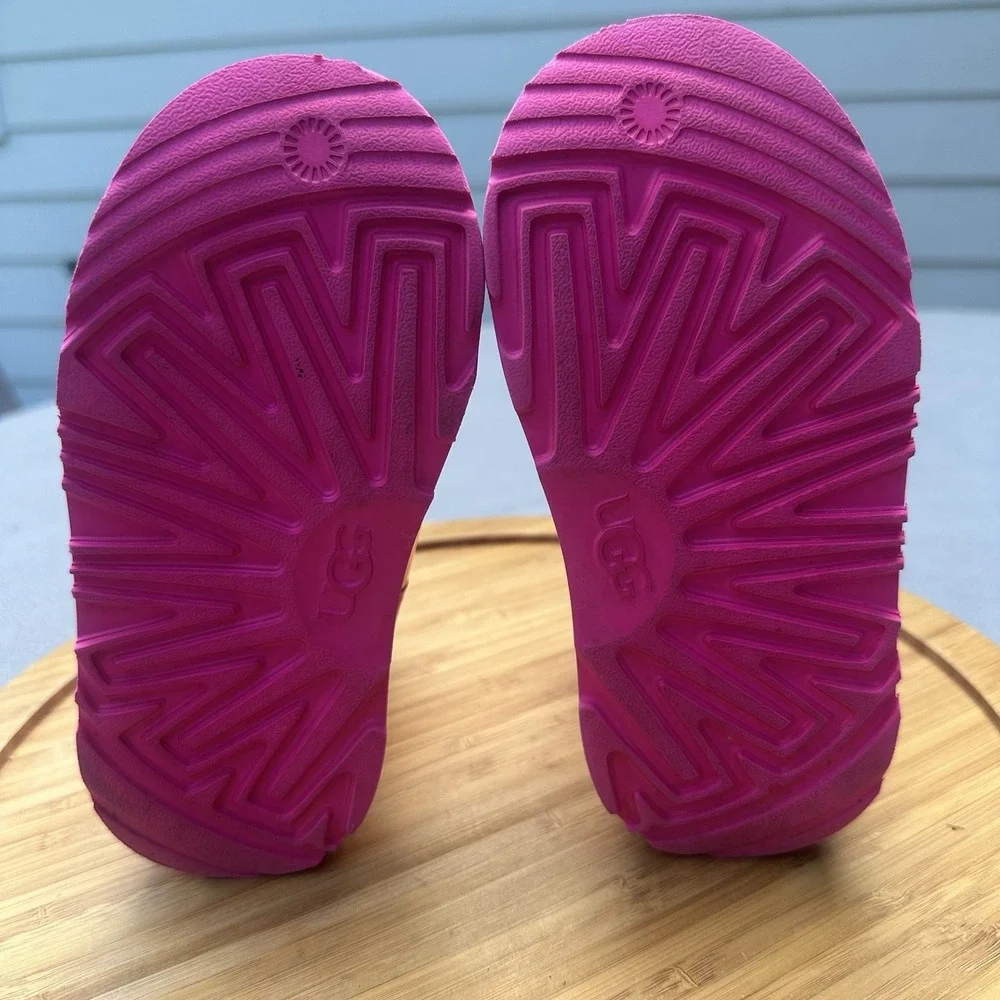 UGG classic clear